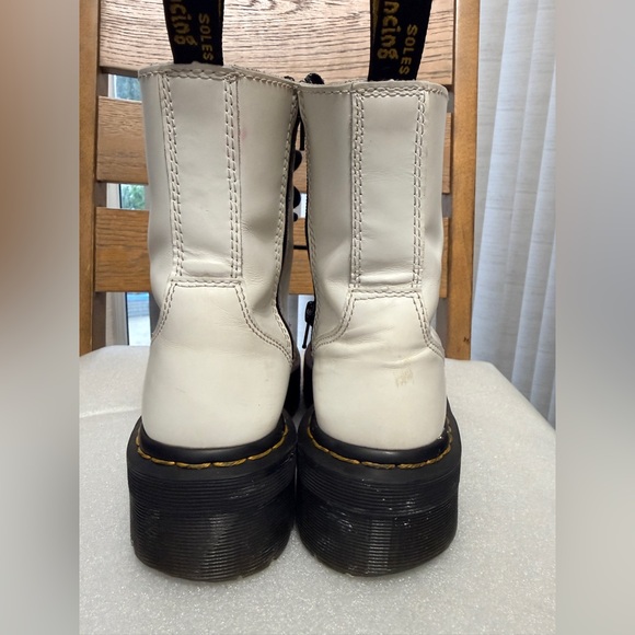 Dr. Martens Jadon Smooth Leather Platform Boots women size 7 - Picture 5 of 10